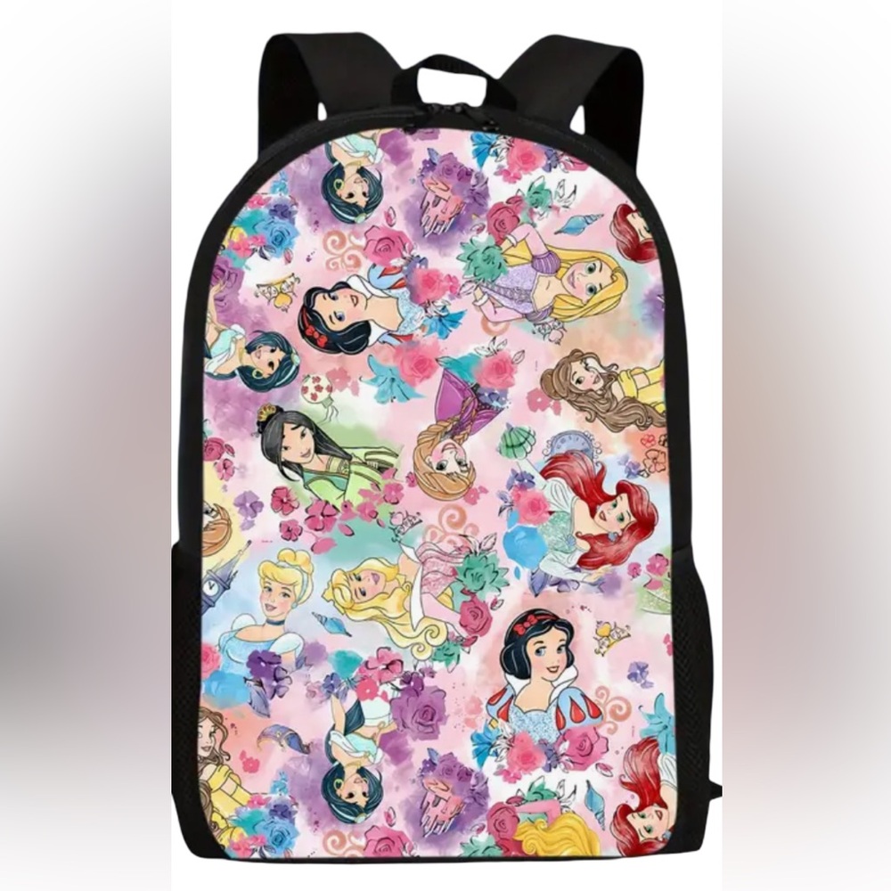 👑 NWT Disney Princesses Backpack – Multicolor Floral Design!